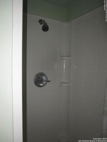 152 Cherokee Trail Lakehills TX 78063