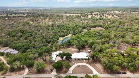 233 Twin Oaks Drive La Vernia TX 78121