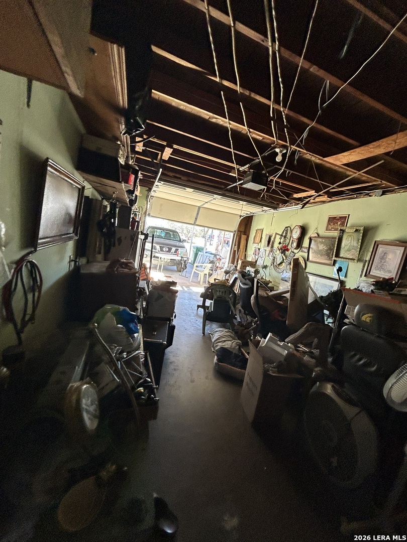 2518 Ww White San Antonio TX 78222