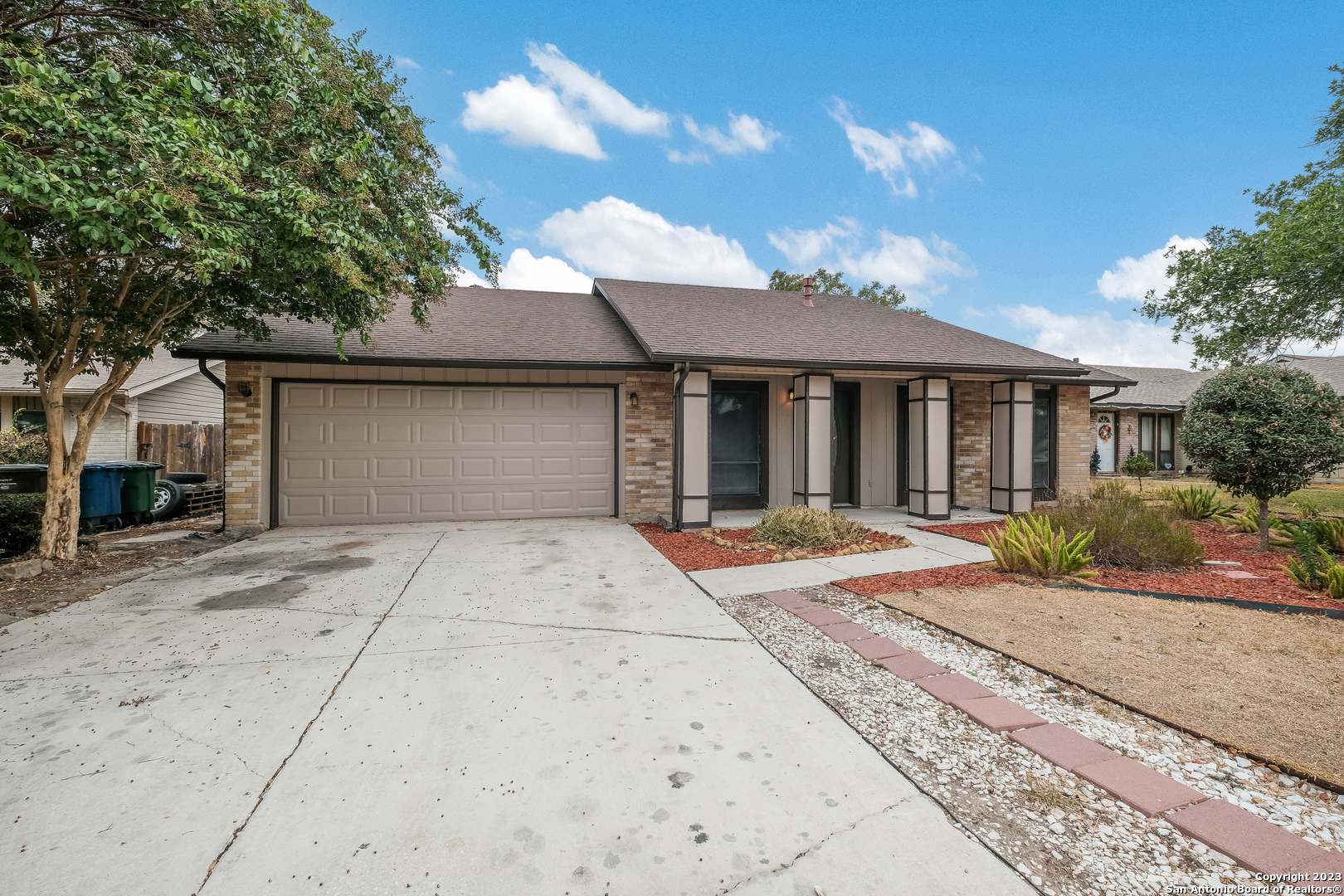 5939 Autumn Lake San Antonio TX 78222
