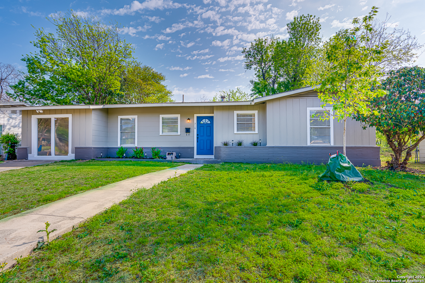 318 Laddie Place San Antonio TX 78201