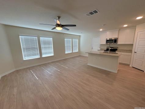 310 W Evergreen Street #108 San Antonio TX 78212