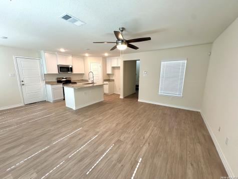 310 W Evergreen Street #108 San Antonio TX 78212