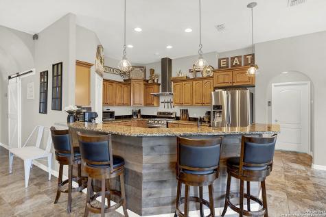 221 S Monkhouse Street Poth TX 78147