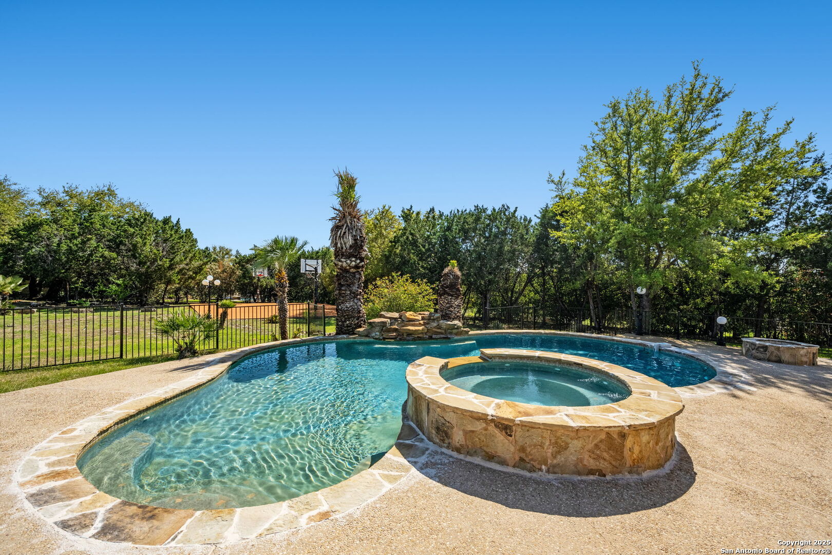 125 Creek Springs Boerne TX 78006