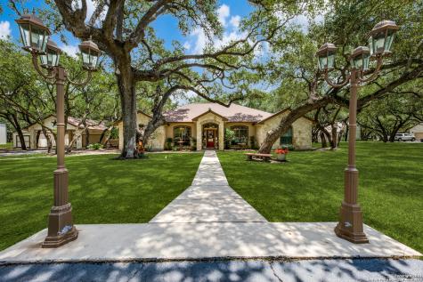 108 Oak Fields Drive Floresville TX 78114