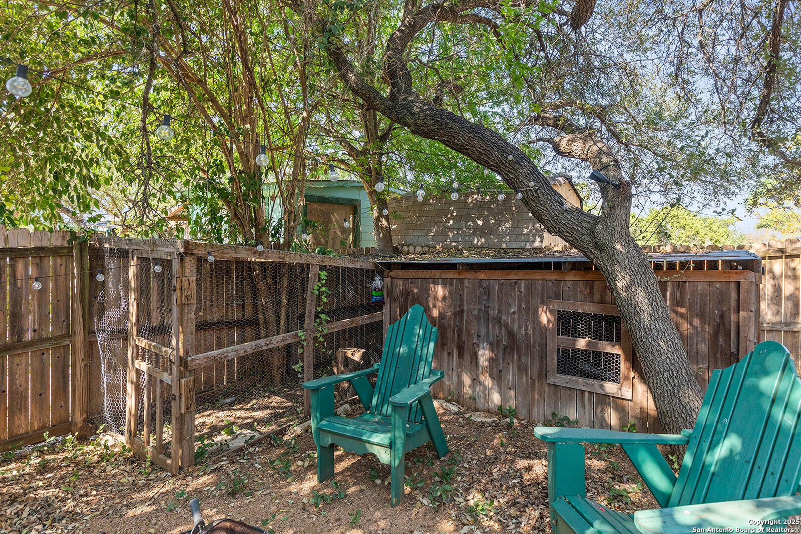 204 Lake Park Canyon Lake TX 78133