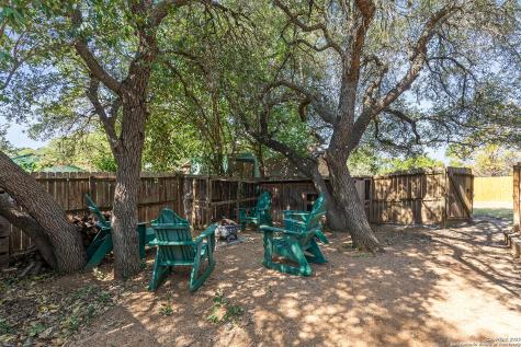 204 Lake Park Canyon Lake TX 78133