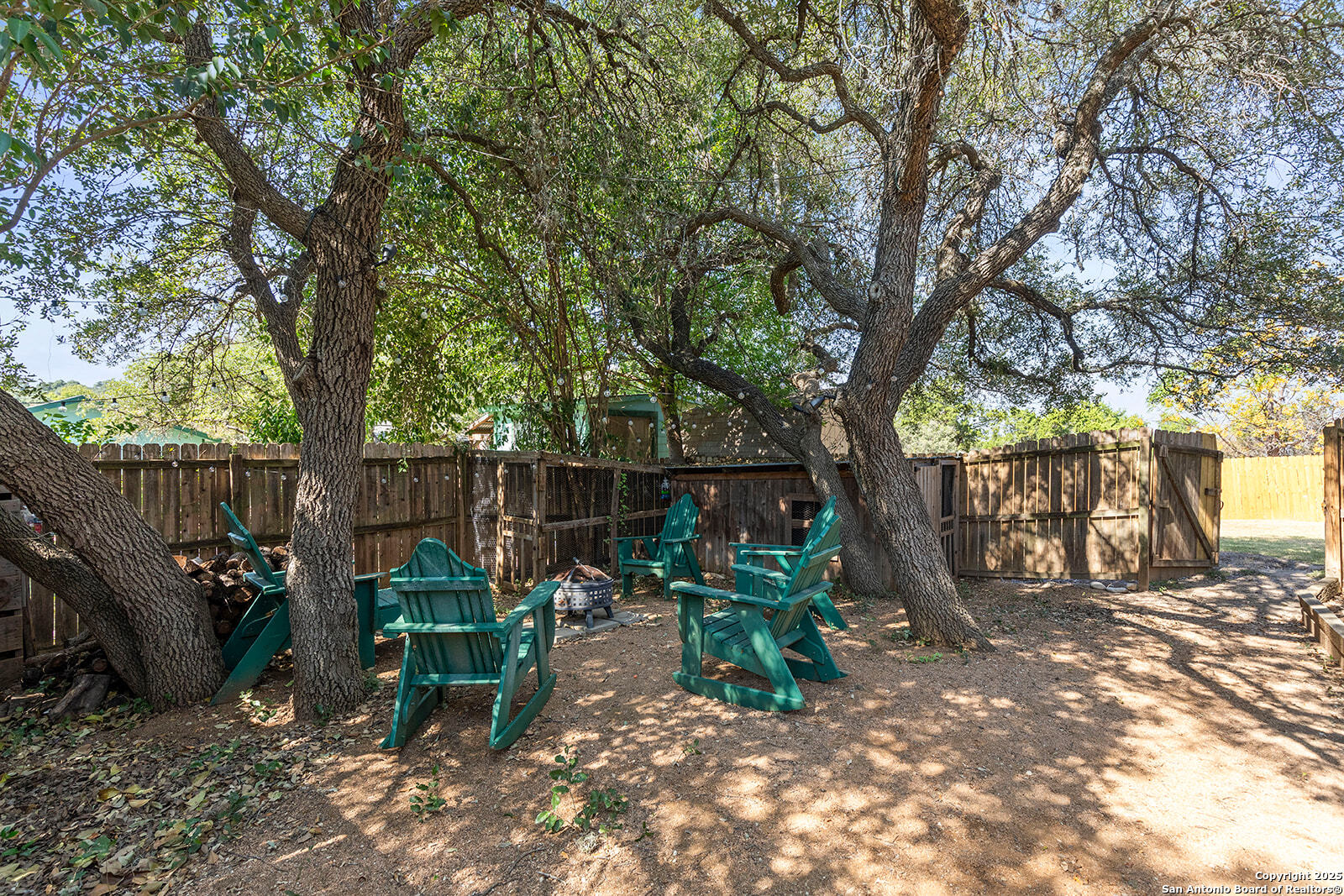 204 Lake Park Canyon Lake TX 78133