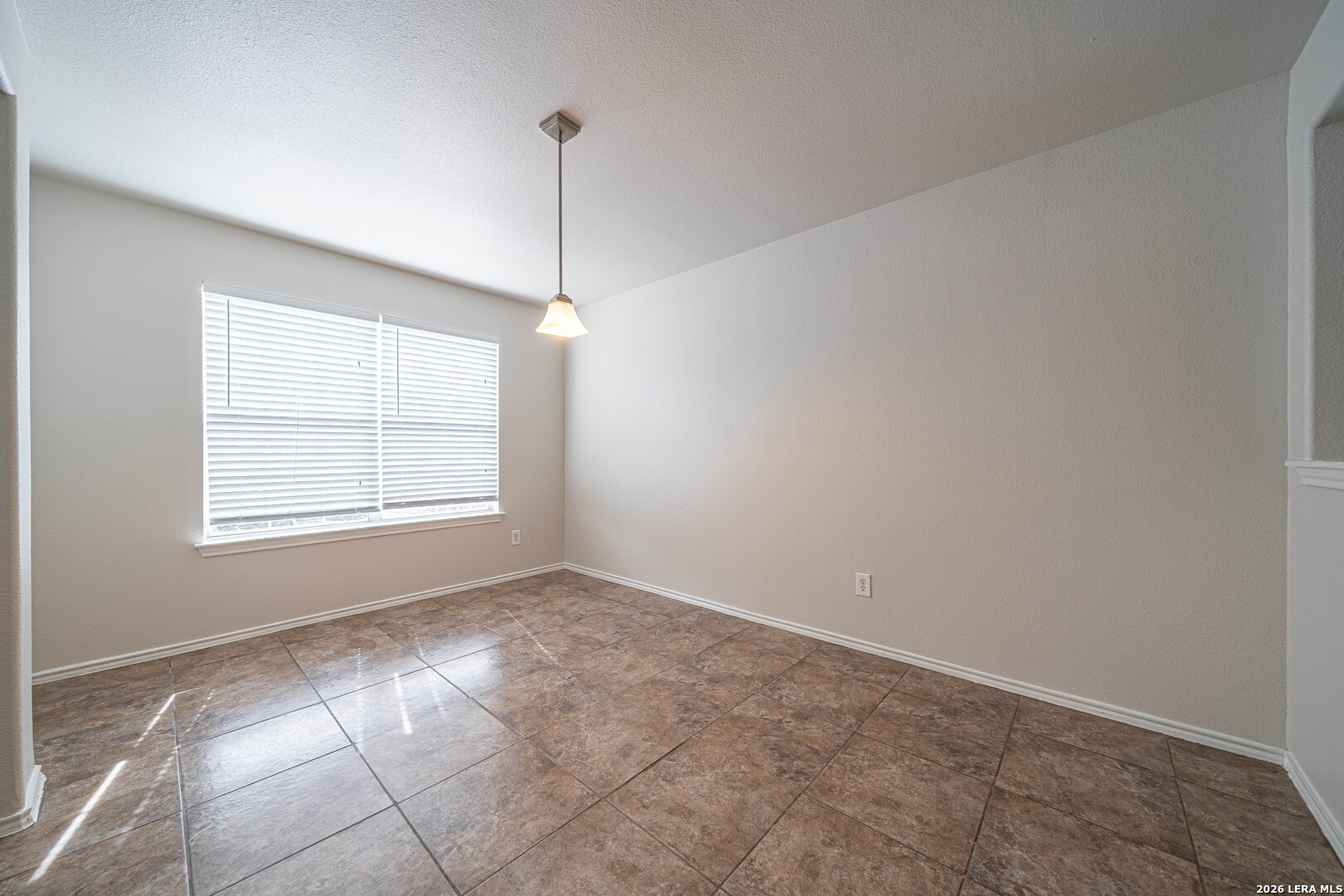 5018 Fountain Hill San Antonio TX 78244