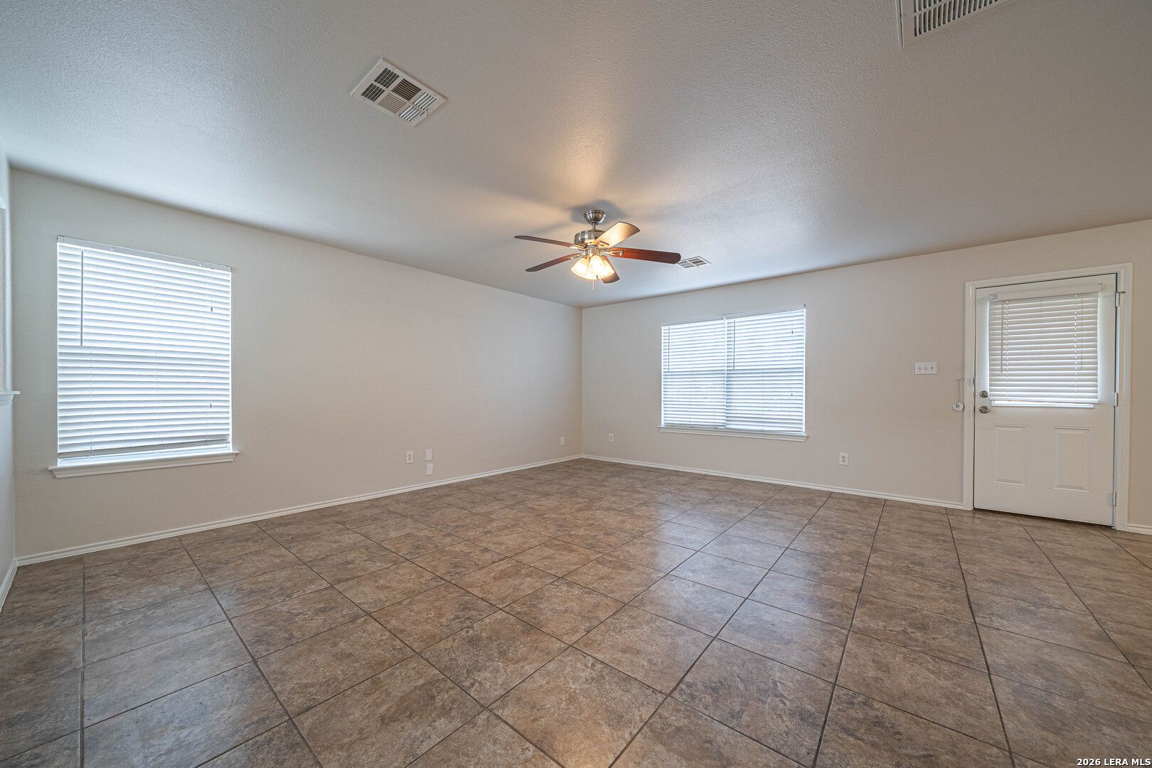 5018 Fountain Hill San Antonio TX 78244