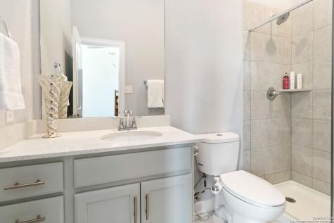 3810 Nublado San Antonio TX 78261