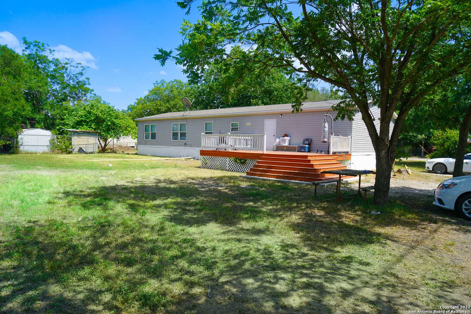 10179 Commerce Street Atascosa TX 78002