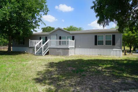 10179 Commerce Street Atascosa TX 78002