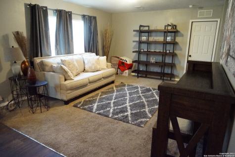 10179 Commerce Street Atascosa TX 78002