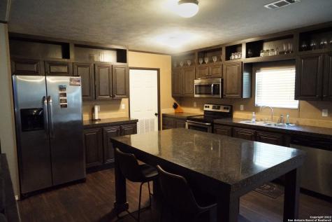 10179 Commerce Street Atascosa TX 78002
