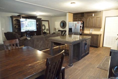 10179 Commerce Street Atascosa TX 78002