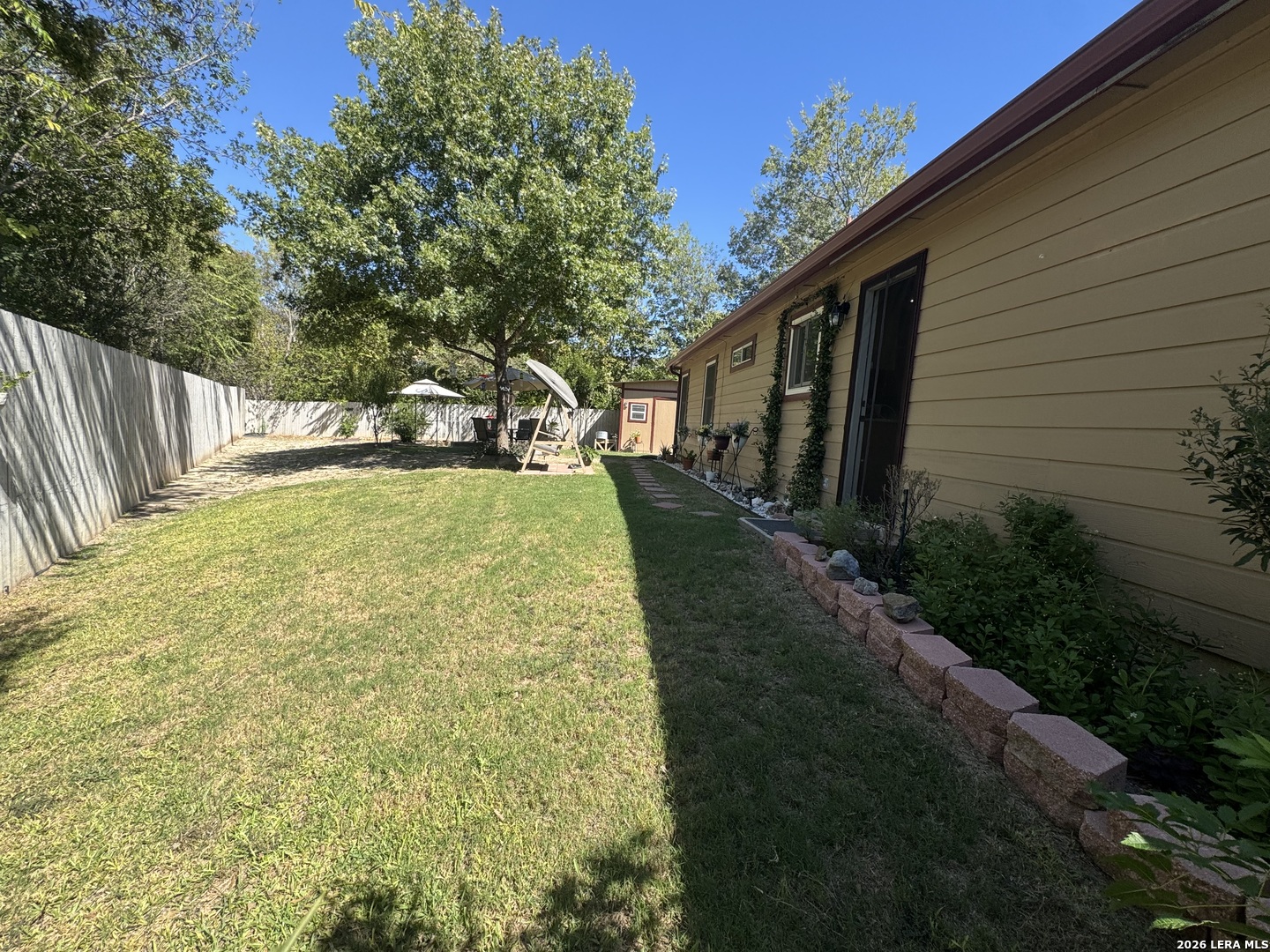 8212 Hoovers Bend San Antonio TX 78250