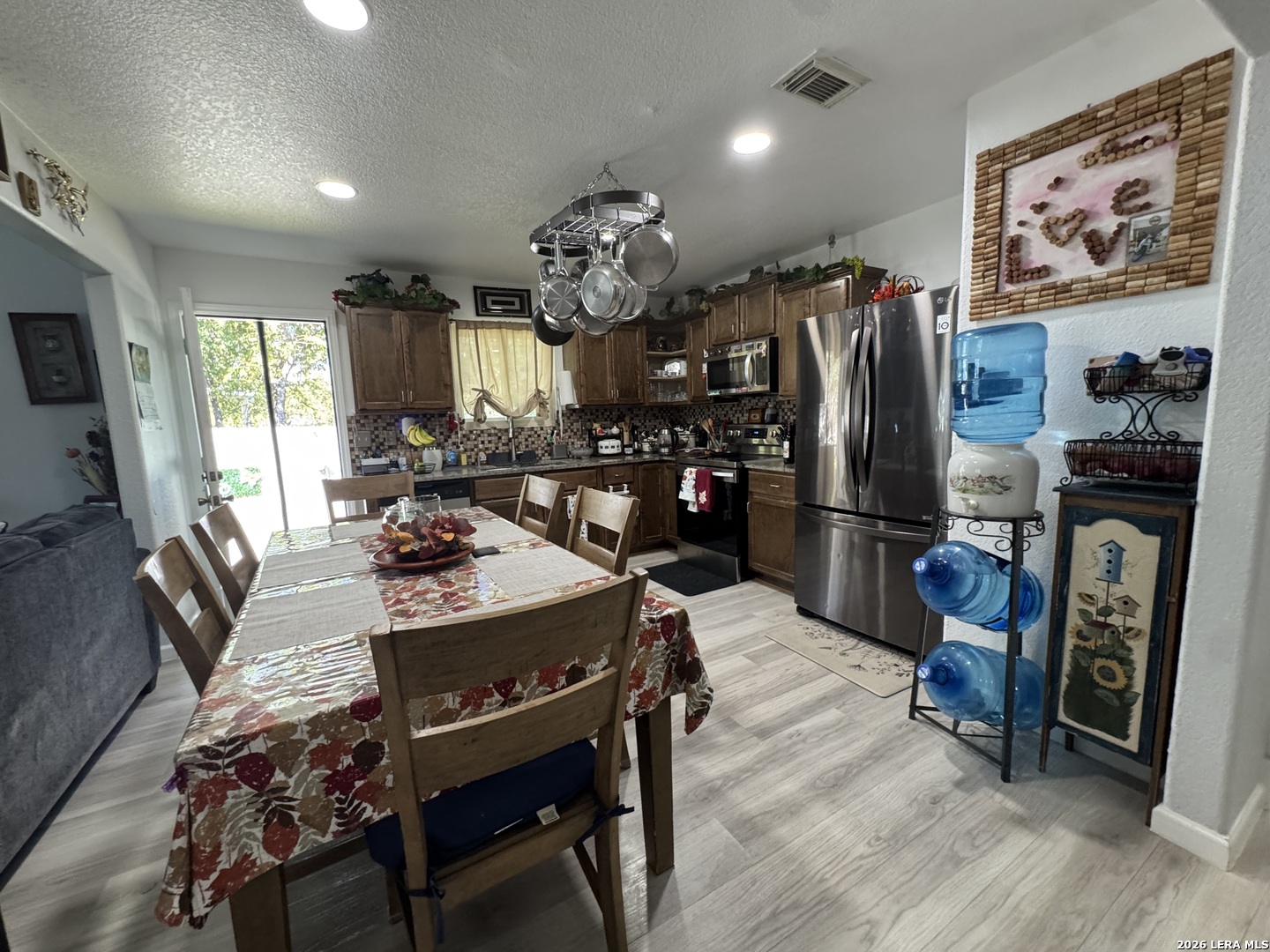 8212 Hoovers Bend San Antonio TX 78250