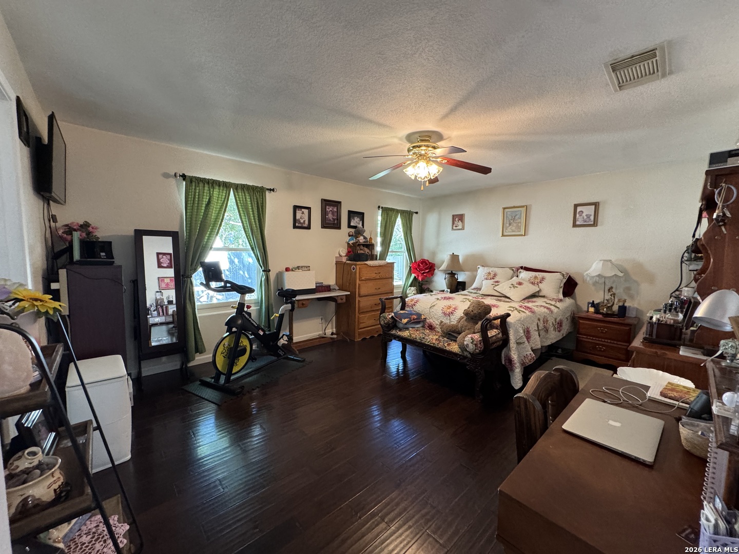 8212 Hoovers Bend San Antonio TX 78250
