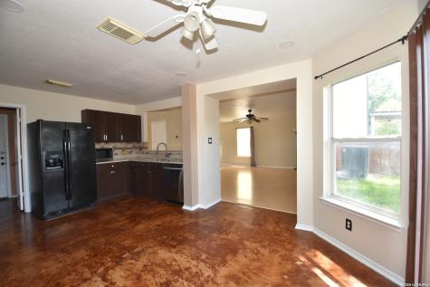 83 Viking Oak San Antonio TX 78247