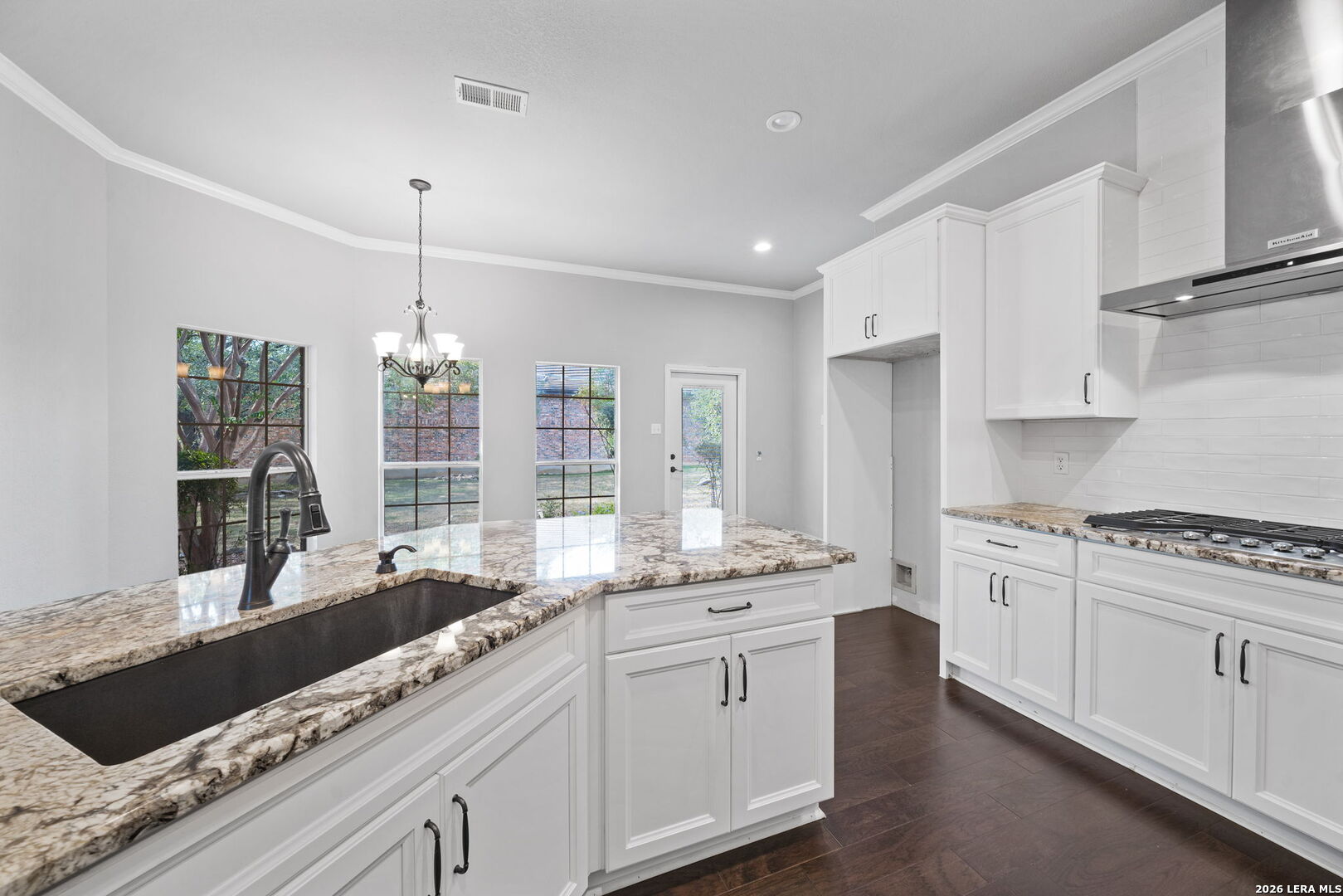 30 Burnham Glen San Antonio TX 78248