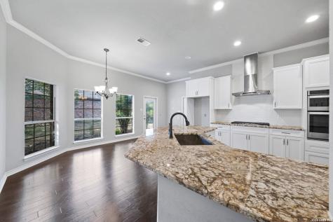 30 Burnham Glen San Antonio TX 78248