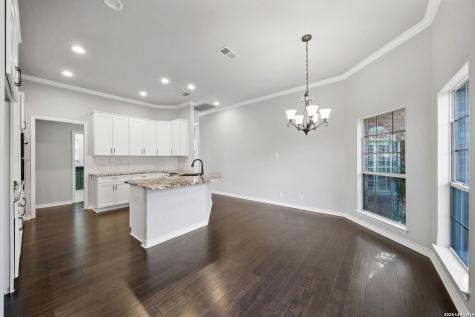 30 Burnham Glen San Antonio TX 78248