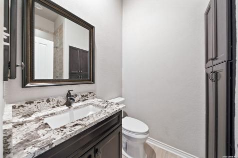 30 Burnham Glen San Antonio TX 78248