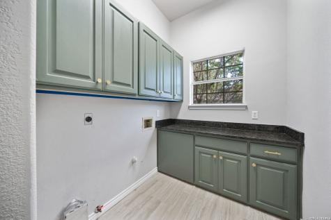 30 Burnham Glen San Antonio TX 78248