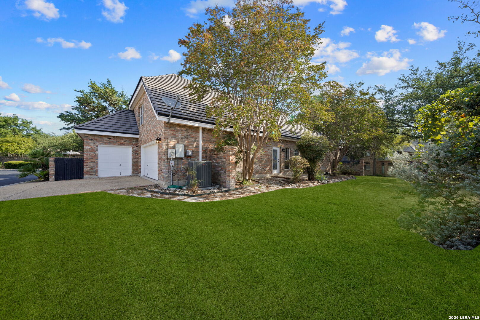 30 Burnham Glen San Antonio TX 78248