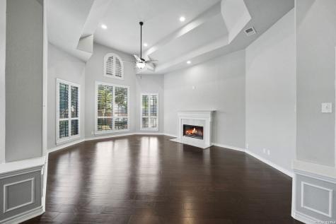 30 Burnham Glen San Antonio TX 78248