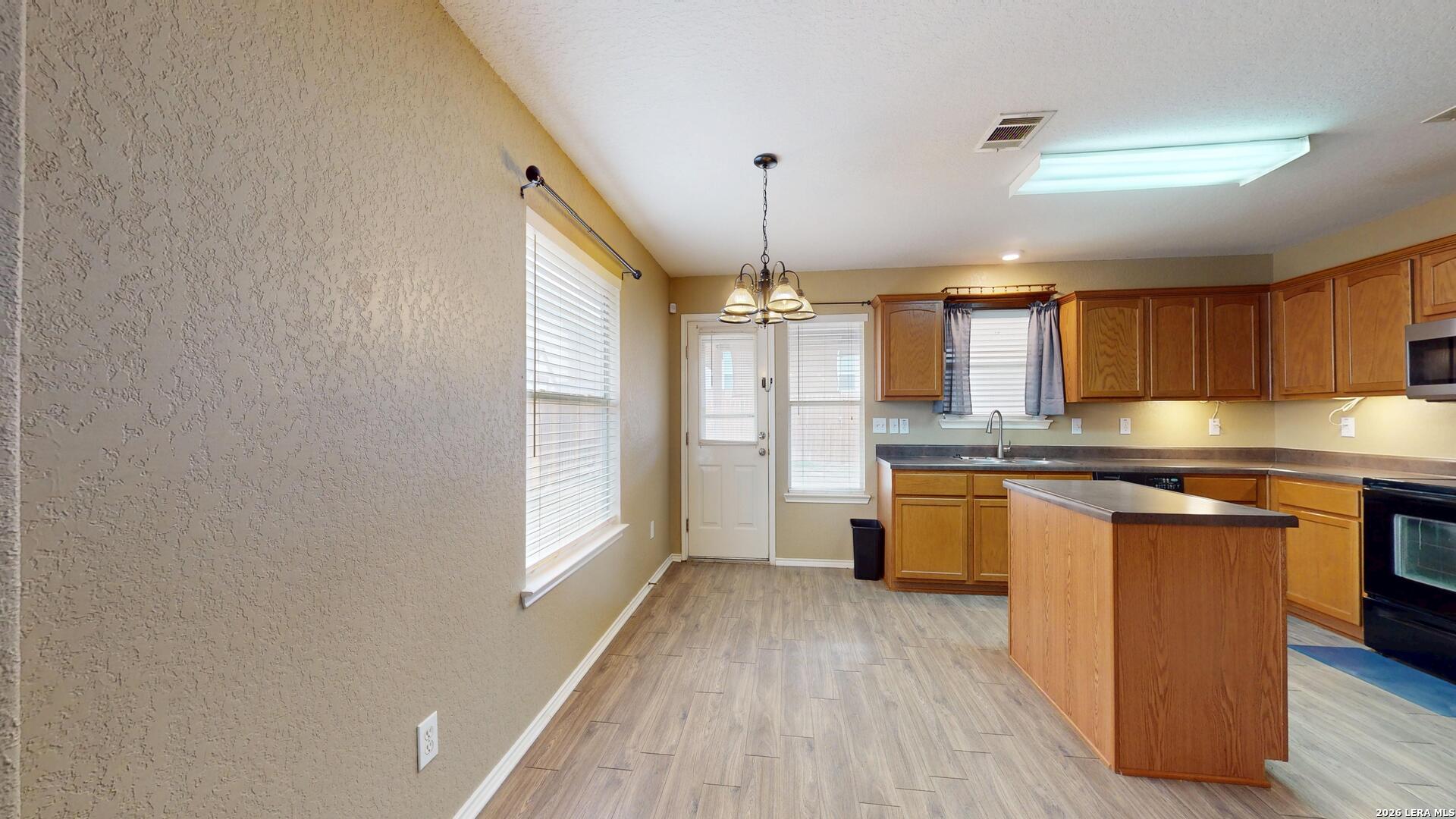 2912 Redtip Schertz TX 78108