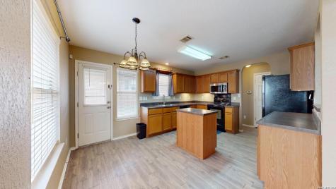 2912 Redtip Schertz TX 78108