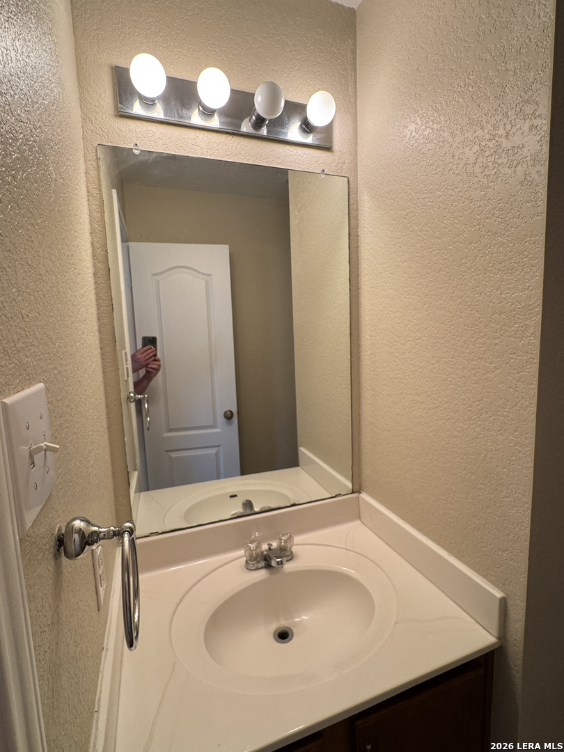 861 Barrel Point San Antonio TX 78251