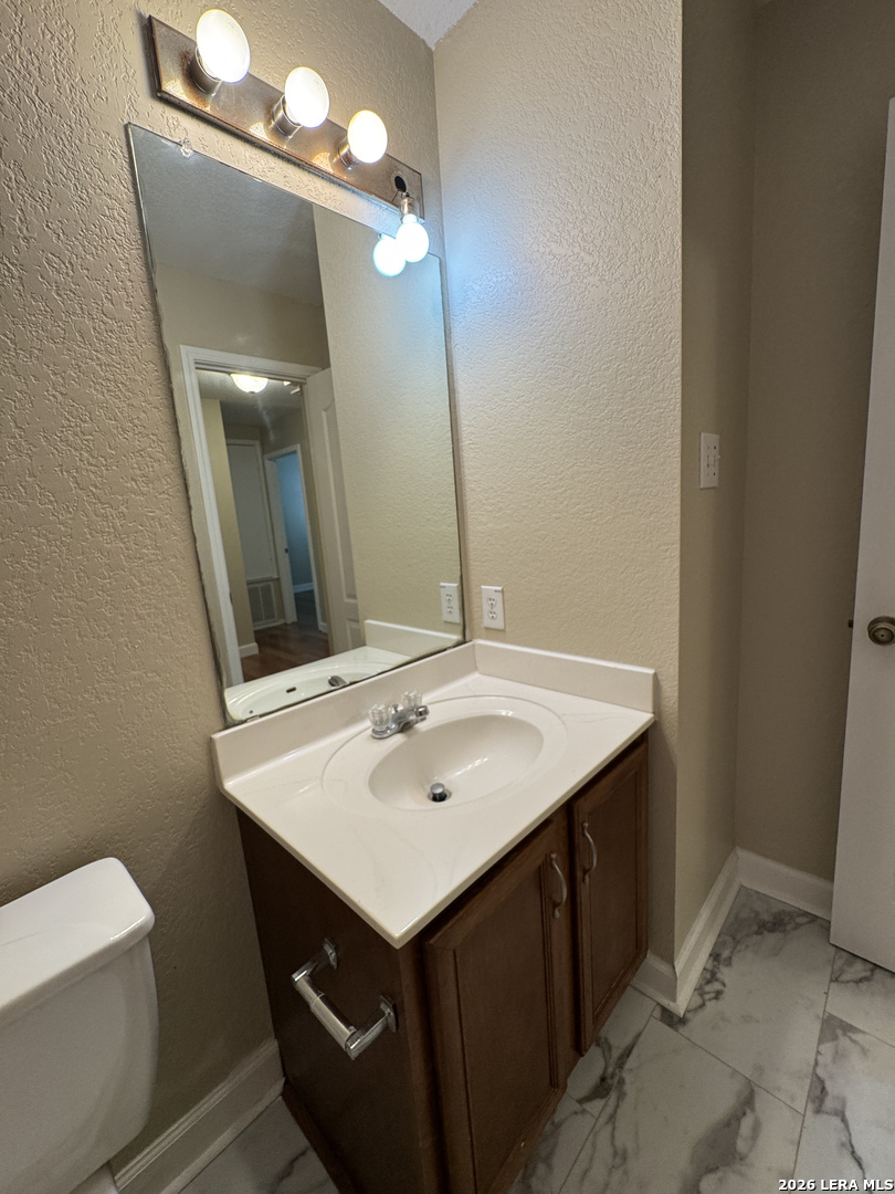 861 Barrel Point San Antonio TX 78251
