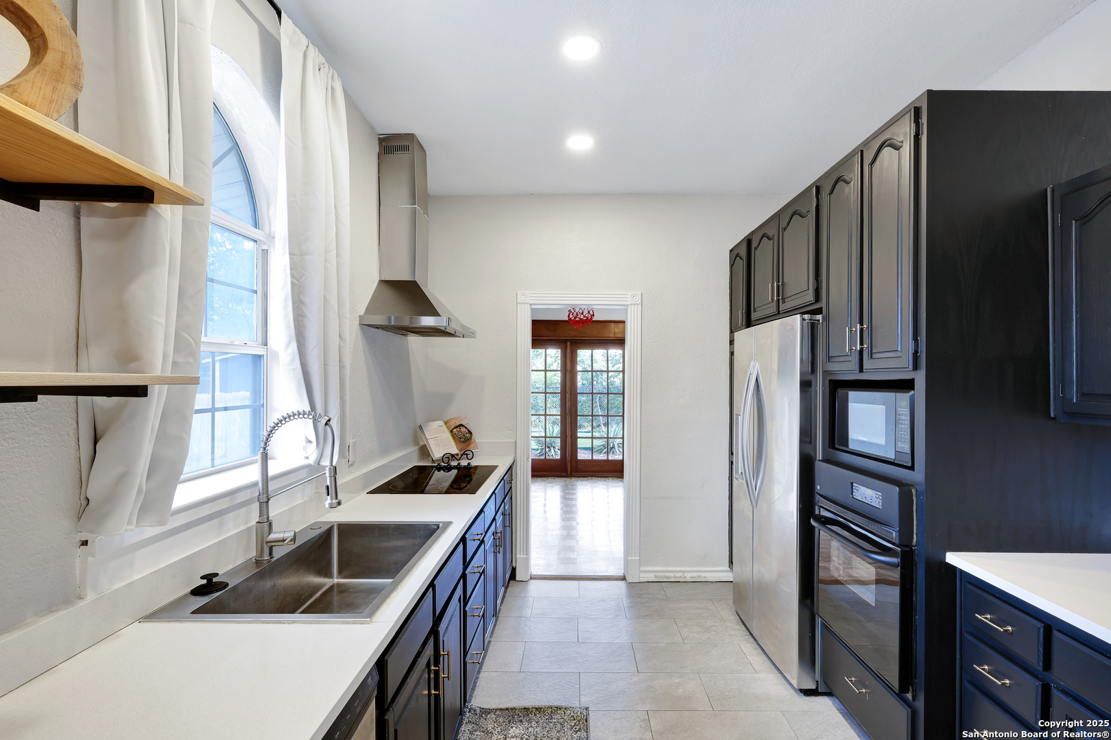 617 E Park Avenue San Antonio TX 78212