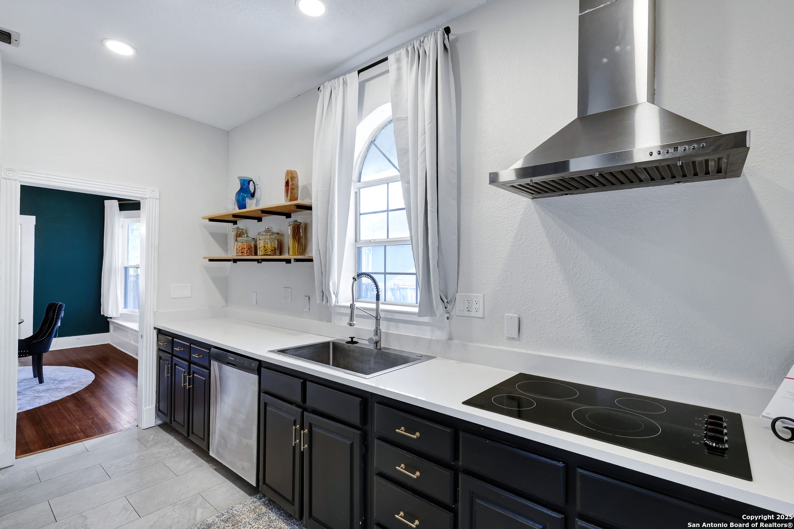 617 E Park Avenue San Antonio TX 78212