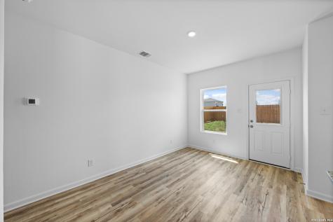 11527 Woodpecker Drive San Antonio TX 78223