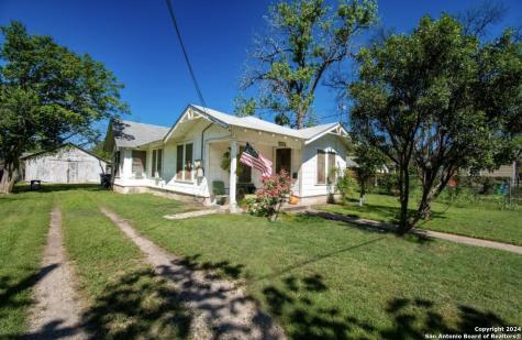 2211 N Calaveras San Antonio TX 78201