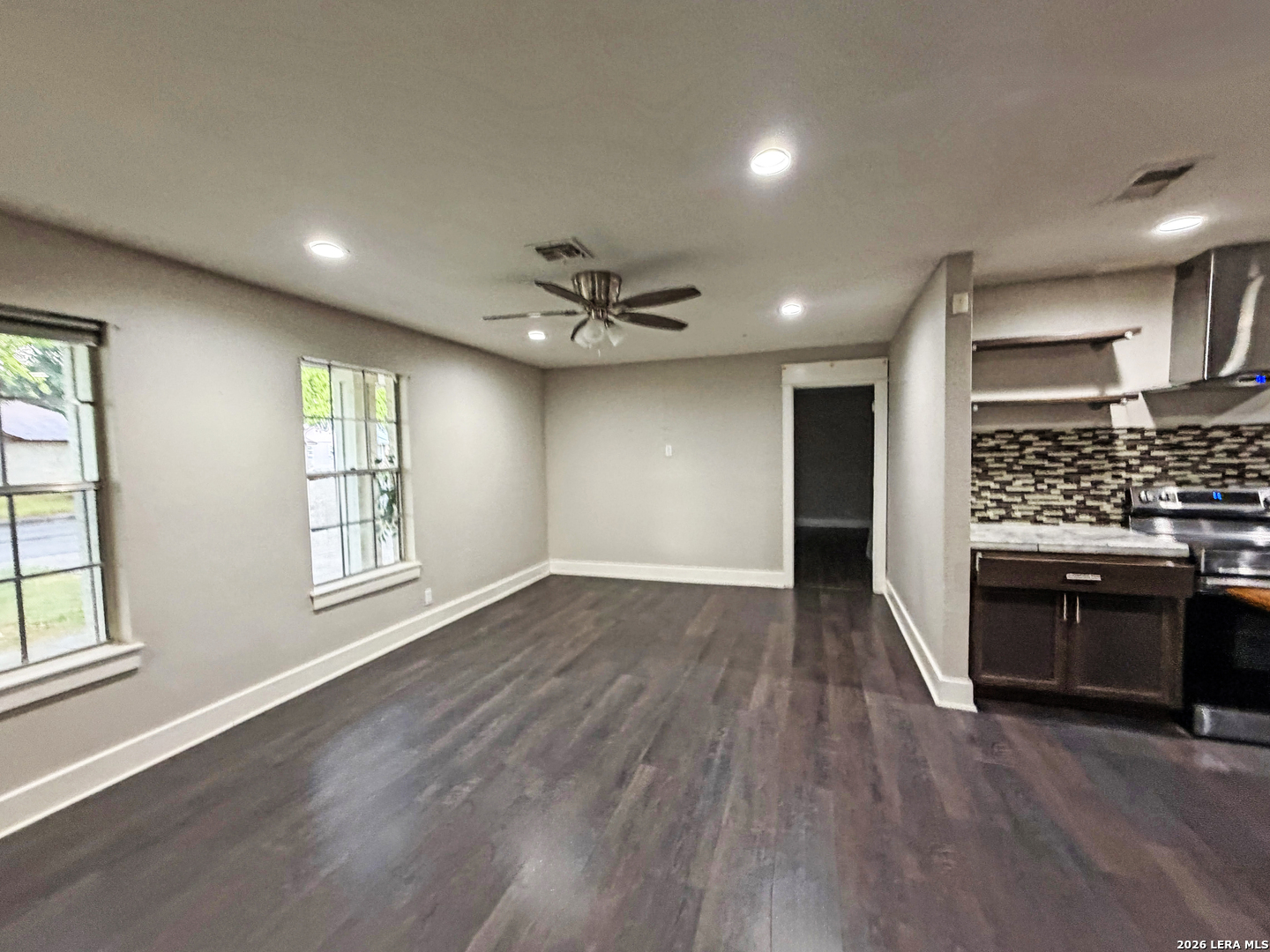 126 Kingsman Street Converse TX 78109