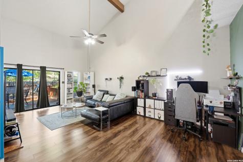 6405 Honey Hill San Antonio TX 78229