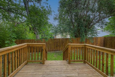 455 S Hackberry Avenue New Braunfels TX 78130