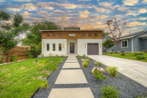 455 S Hackberry Avenue New Braunfels TX 78130