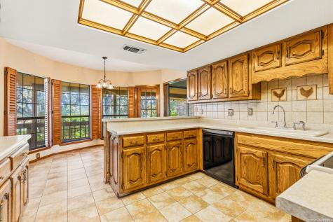 8203 Park Lane Drive San Antonio TX 78266