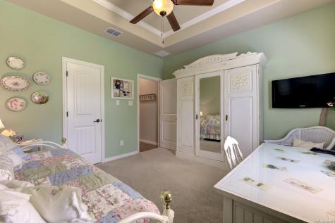 907 Shady Hollow New Braunfels TX 78132