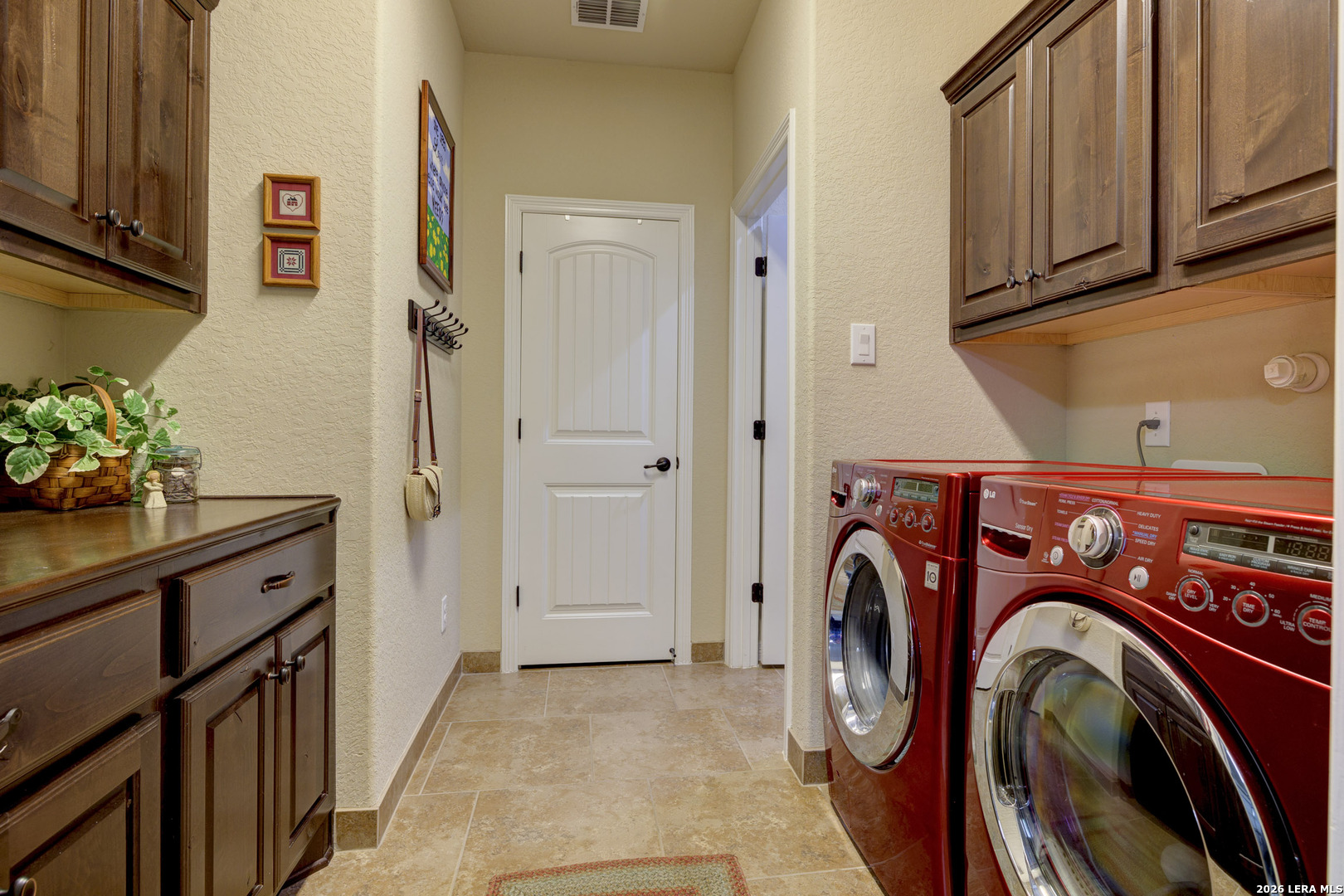 907 Shady Hollow New Braunfels TX 78132