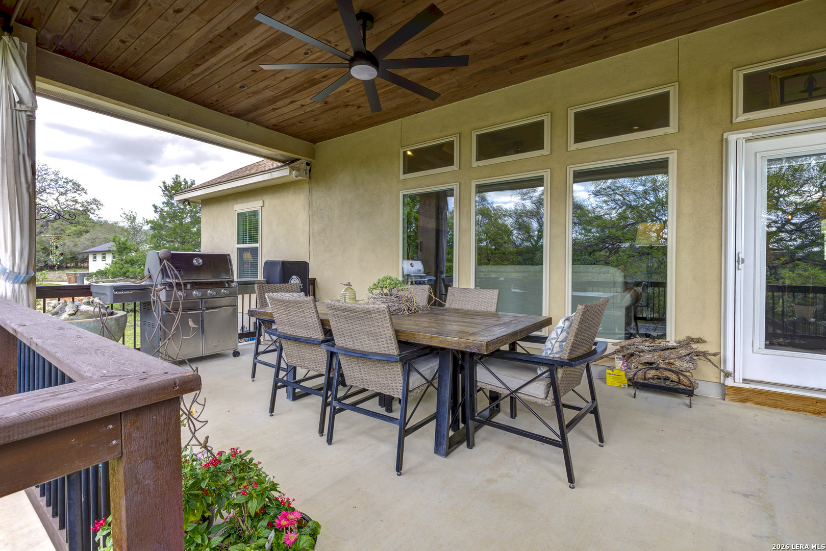 907 Shady Hollow New Braunfels TX 78132
