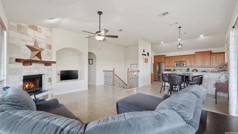 1211 Sherwood Canyon Lake TX 78133