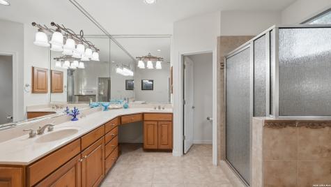 1211 Sherwood Canyon Lake TX 78133